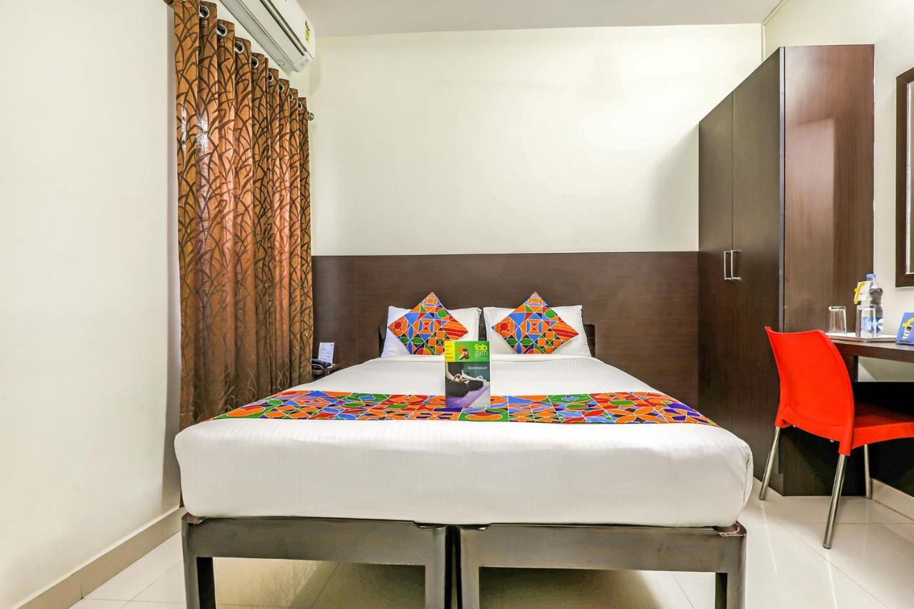 העיר בנגלור Fabhotel Rms Comforts - Nr Yeshwantpur Railway Station מראה חיצוני תמונה