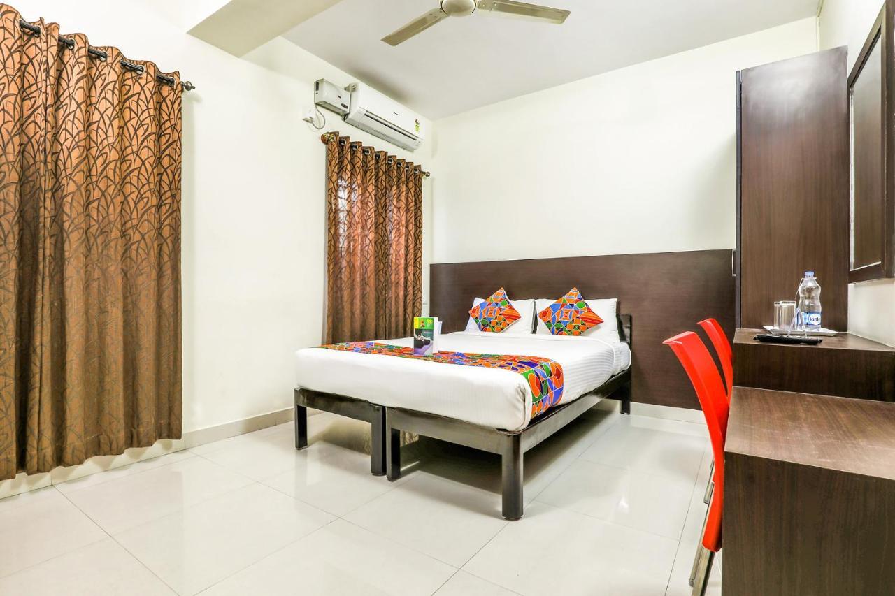 העיר בנגלור Fabhotel Rms Comforts - Nr Yeshwantpur Railway Station מראה חיצוני תמונה