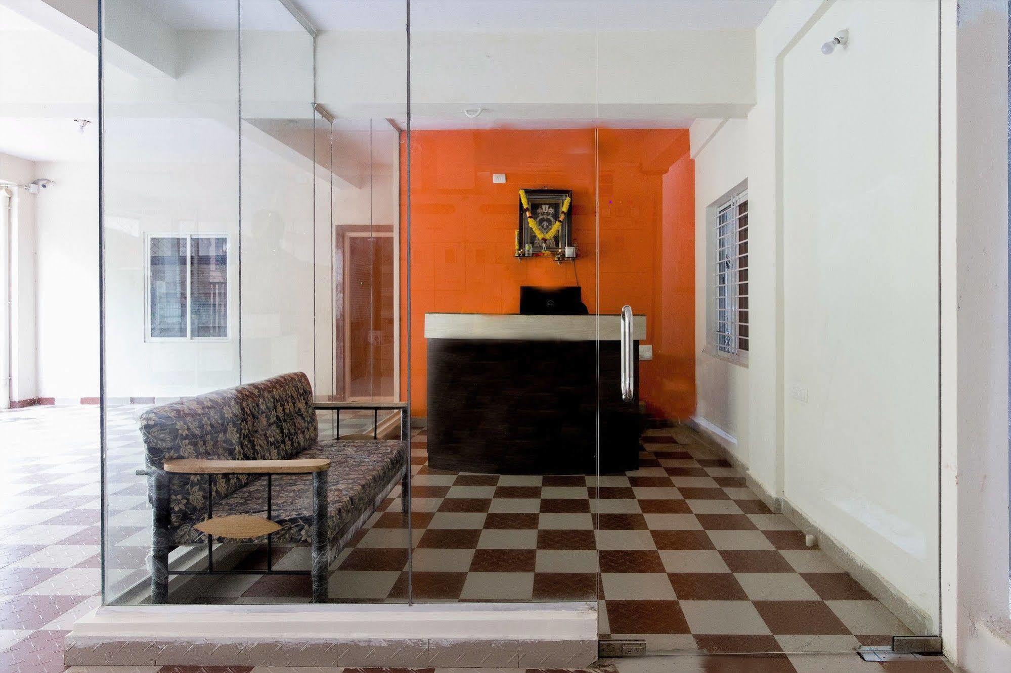 העיר בנגלור Fabhotel Rms Comforts - Nr Yeshwantpur Railway Station מראה חיצוני תמונה