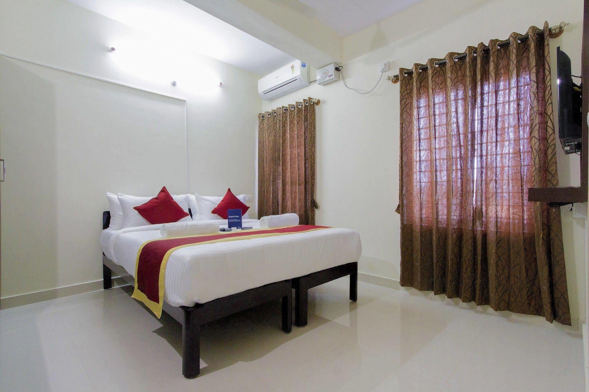 העיר בנגלור Fabhotel Rms Comforts - Nr Yeshwantpur Railway Station מראה חיצוני תמונה